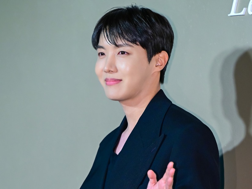 BTS・J-HOPE、初のワールドツアー映画がIMAXで世界同日プレミア上映決定！ファン必見の特典配布も