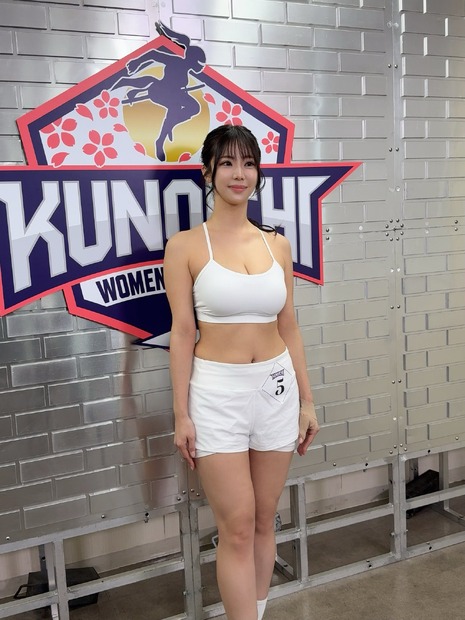 鈴木ふみ奈(写真は鈴木ふみ奈の公式Xから)※所属事務所に掲載許諾をもらってます