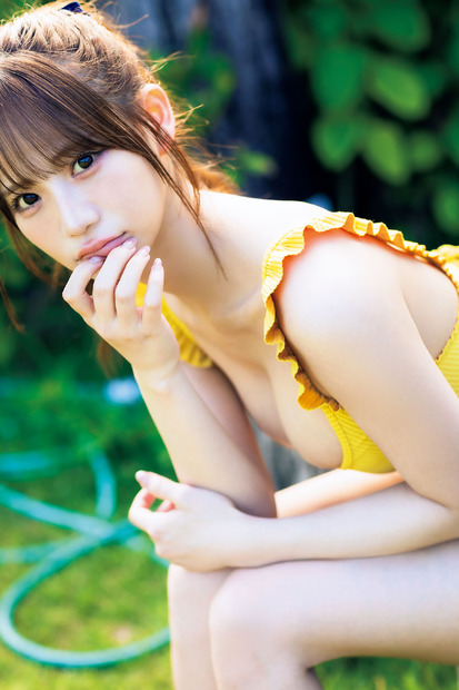 NMB48和田海佑写真集『確信犯』 撮影:西村 康 ワニブックス刊