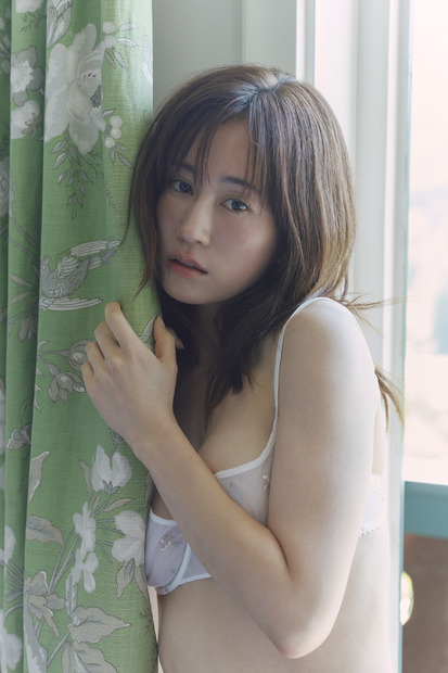 『前田敦子写真集 タイトル未定』©︎講談社 撮影/北岡稔章