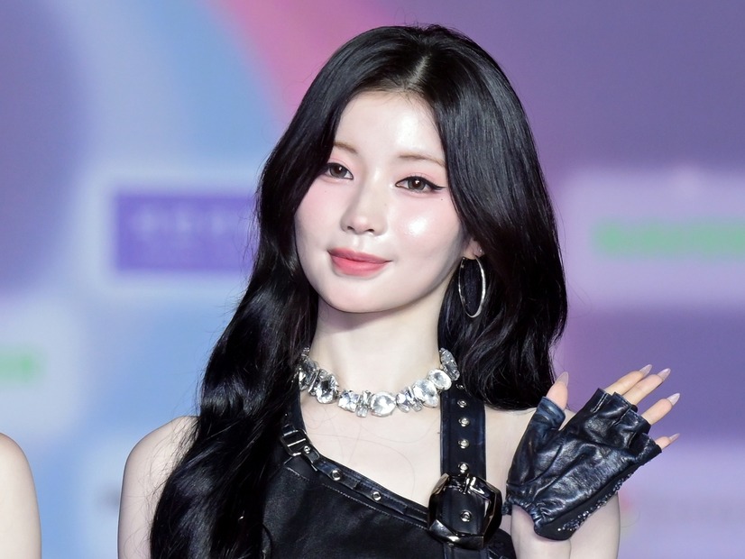 “日本人メンバー”BABYMONSTER・アサ、着物風ドレス姿でファン魅了！「美しすぎる」「言葉を失う」【PHOTO】