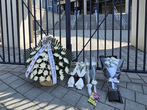 球場死亡事故の責任は委員会か自治体か　韓国プロ野球が抱える「構造的欠陥」