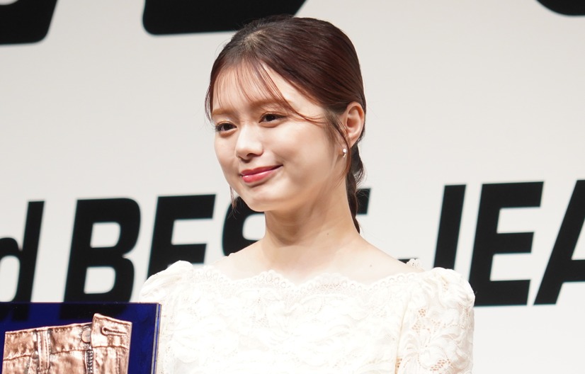 紺野彩夏【写真：竹内みちまろ】