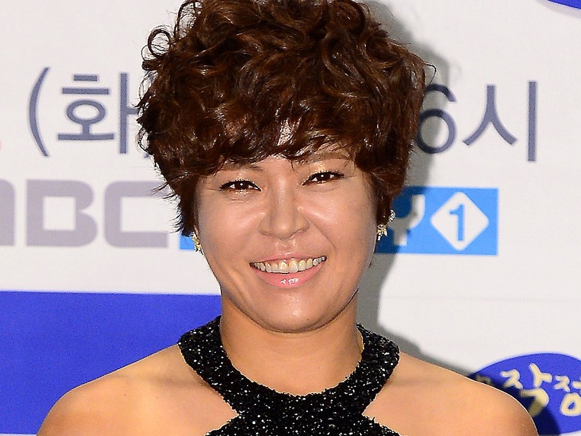 「日本での活動がつらい…」酒とタバコに逃げた過去を元『サンジャポ』ファミリーの韓国タレントが激白