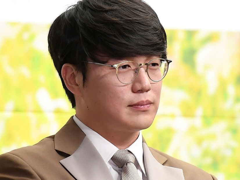 松重豊との共演でも知られる韓国歌手がメンタル崩壊中…「VIPチケットの横流しだけで数千万円を着服」