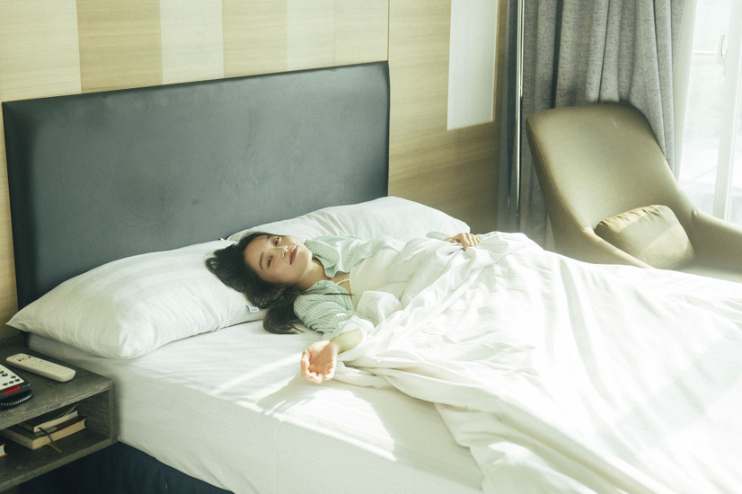 「髙石あかりファースト写真集 幻灯」(東京ニュース通信社刊) 撮影/横山マサト