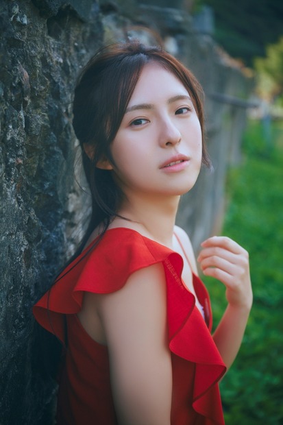 NGT48大塚七海『1st写真集(仮)』©KADOKAWA/写真:岡本武志