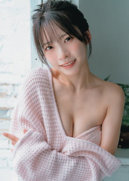 『紅羽りお2026年カレンダー』(C)U-YA