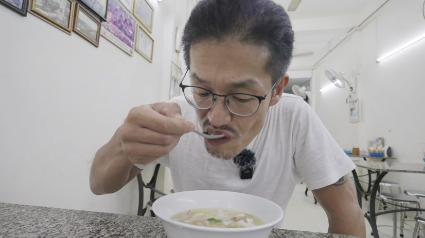 カオトム・プラ・キンポー©西尾康晴/Nishio Travel