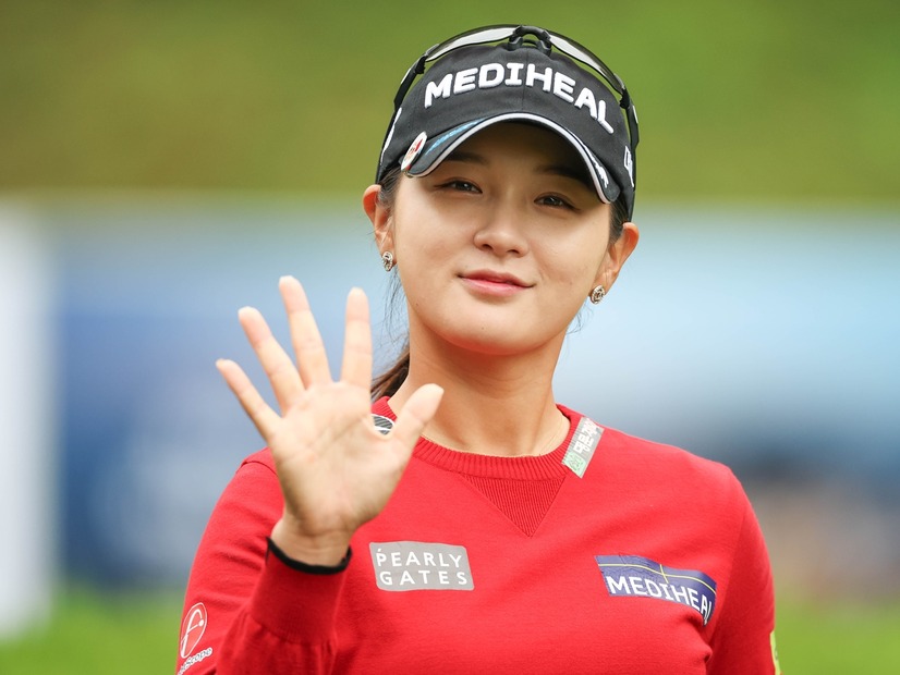 日本で注目集めた“キューティフル”の完璧Vも。韓国女子ツアーを盛り上げた「新記録」と「珍記録」