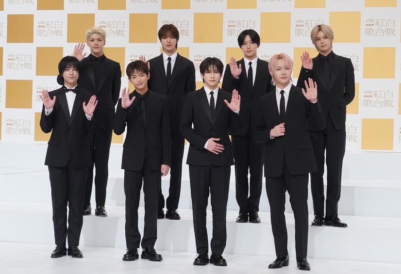 &TEAM【写真：竹内みちまろ】