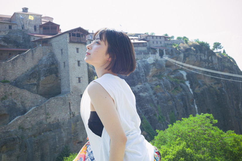 「藤﨑ゆみあファースト写真集(仮)」(C)東京ニュース通信社