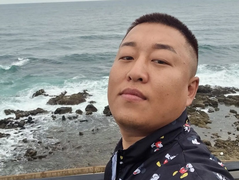 死因は不明のまま…35歳の若さで突然この世を去った登録者24万人の韓国ユーチューバー、1周忌