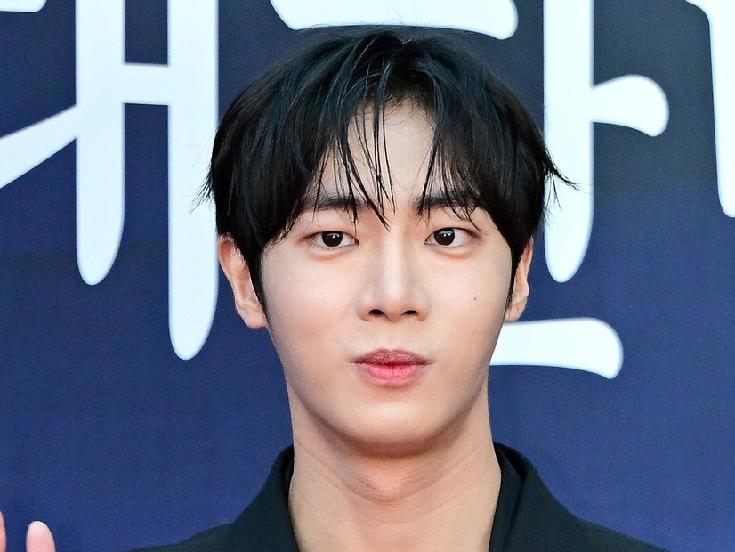 道枝駿佑主演映画『セカコイ』韓国リメイク版、ポスター＆予告編公開！俳優チュ・ヨンウが制服姿に