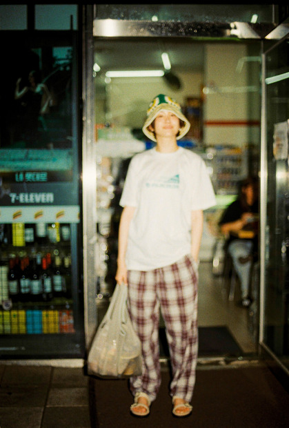 尾碕真花セカンド写真集「わー!!!」（東京ニュース通信社刊） 撮影／枝優花