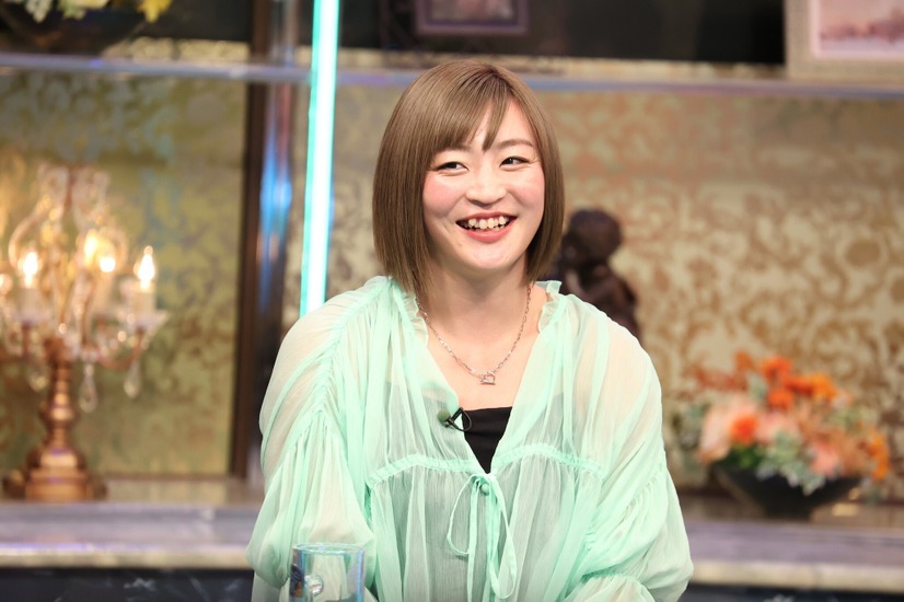 角田夏実『酒のツマミになる話2025名場面SP』（C）フジテレビ