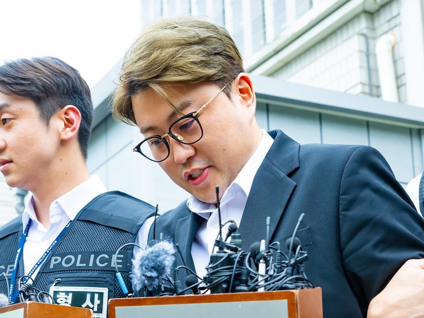 飲酒運転で当て逃げ→マネージャー生贄で服役中の韓国歌手、偽ニュース騒動で“獄中書簡”が再注目