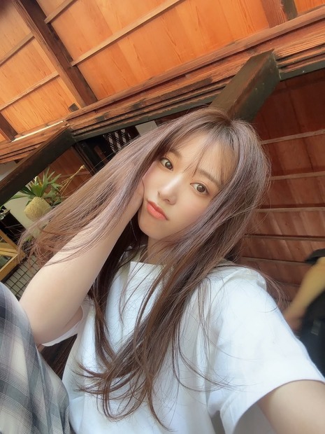 矢吹奈子（写真は矢吹奈子の公式インスタグラムから）※所属事務所に掲載許諾をもらってます