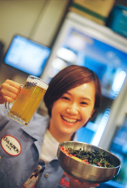 尾碕真花セカンド写真集『わー!!!』（東京ニュース通信社刊）