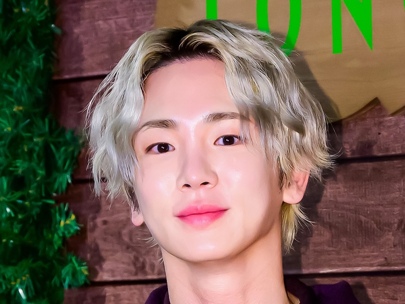 SHINee・キー、違法医療疑惑の“点滴師”にブランド物をプレゼント？親交の“証拠”続出も沈黙貫く