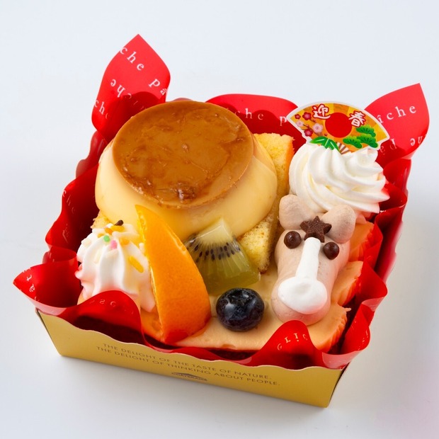 かわいい干支のプリンアラモード（税込570円）