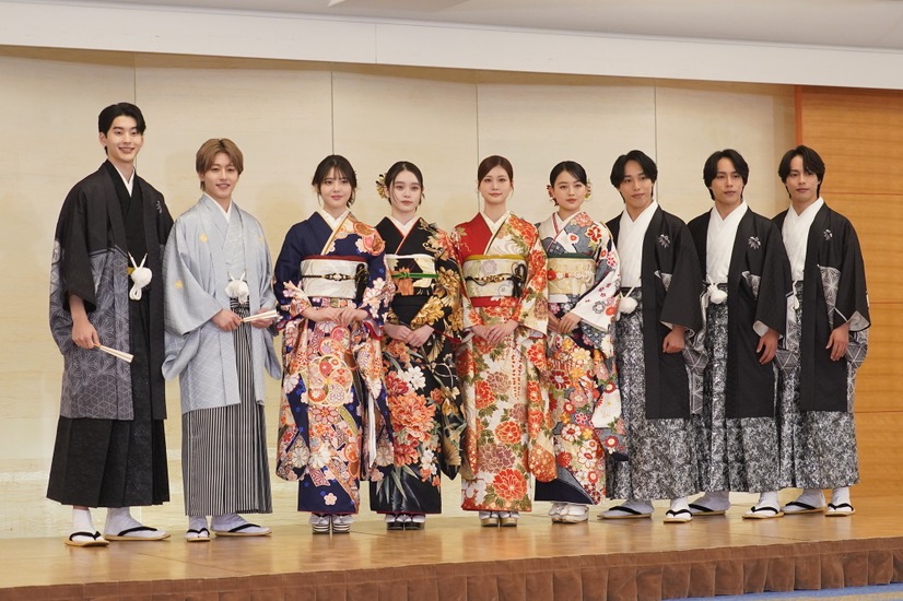 エイベックス・マネジメント・エージェンシー晴れ着お披露目会【写真：竹内みちまろ】