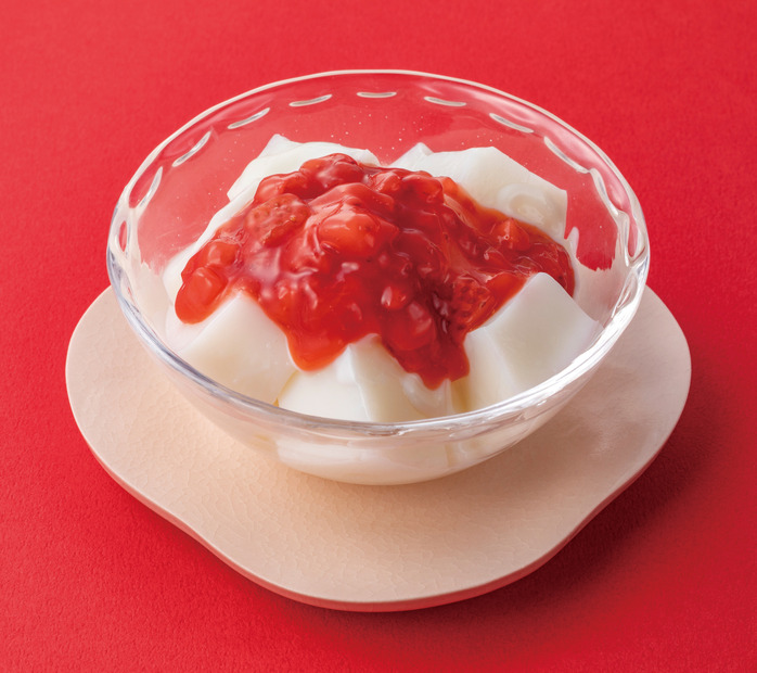 もっちりみるくわらび　いちご（税込270円）