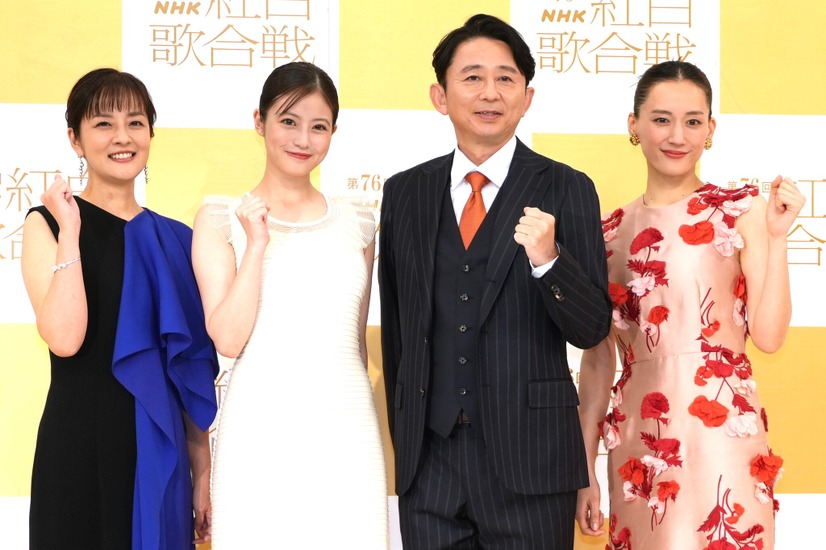 鈴木奈穂子アナ、今田美桜、有吉弘行、綾瀬はるか【撮影：小宮山あきの】