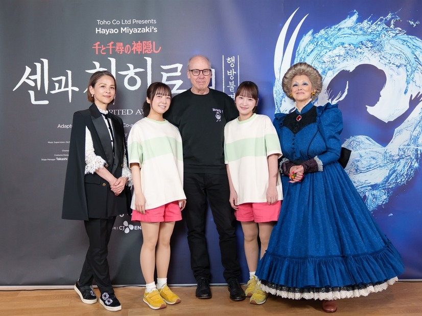 上白石萌音＆川栄李奈らが訪韓！舞台『千と千尋の神隠し』、熾烈なチケット争奪戦の末開幕