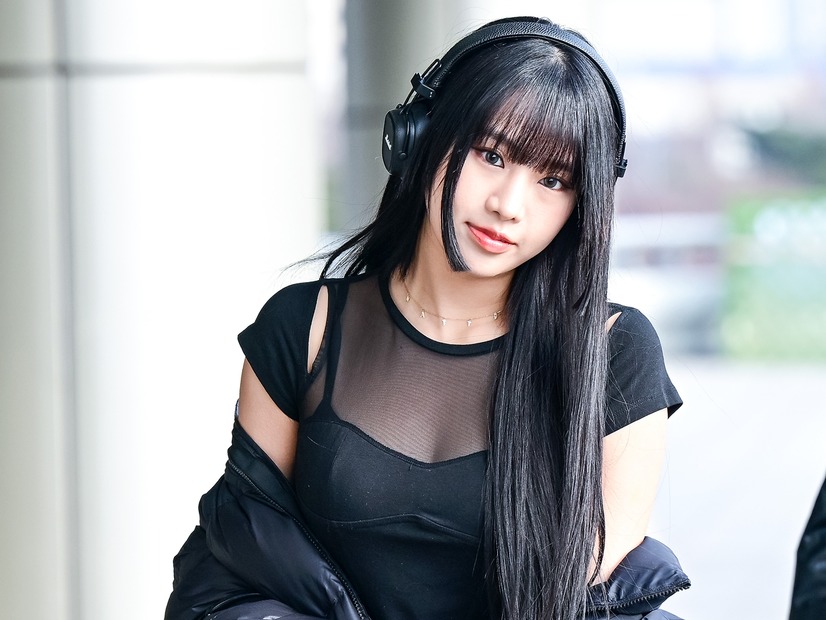 はち切れそう…“ピチッ”とワンピ姿のナッティ、抜群プロポーションに視線集中「気絶する」【PHOTO】