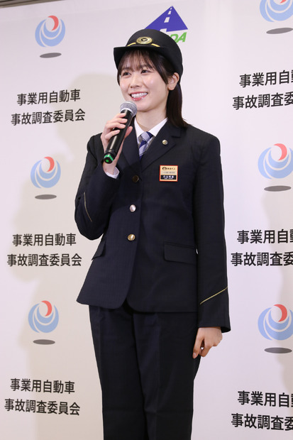 丹生明里【撮影／平木昌宏】