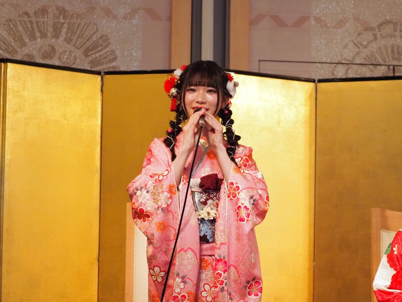 河村優愛（衣装協力・株式会社清水屋)　撮影／山田