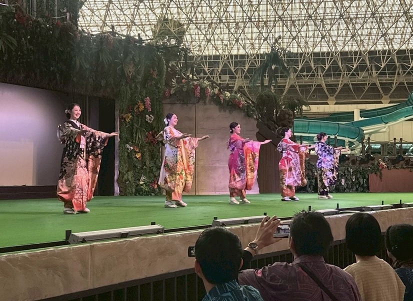 ハワイアンズダンシングチーム60期生（写真はハワイアンズの公式Xより）※運営会社より掲載許諾をいただいています