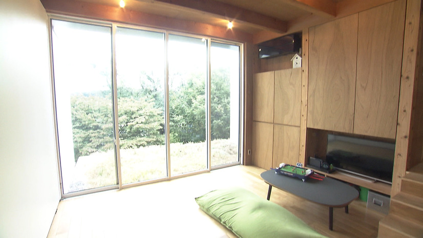 大開口を設けた９帖のキッズスペース©MBS