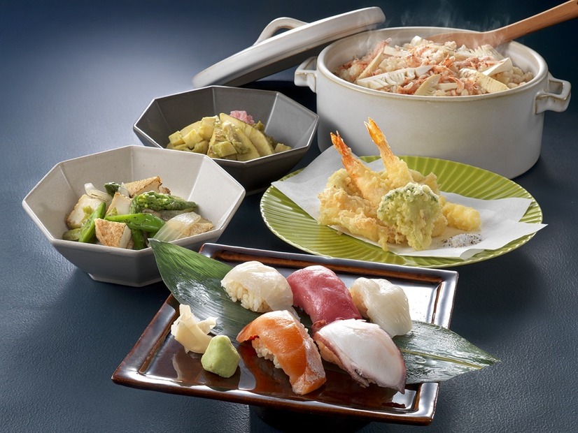 『Berry in the City～ニューヨークの街角気分を愉しむストロベリースイーツ&ディナービュッフェ～』