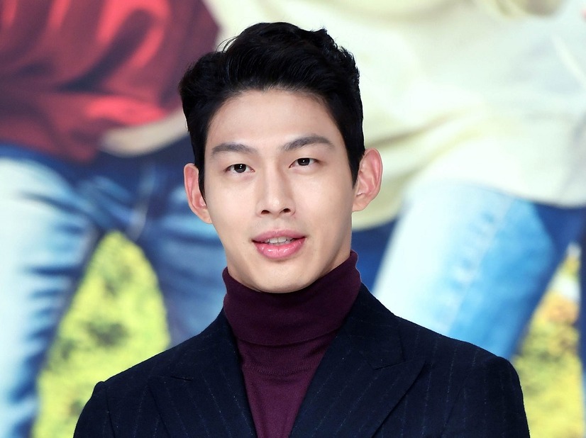 地獄の3年間がついに終結…“不倫疑惑”の韓国元アイドル俳優、最高裁が潔白認定