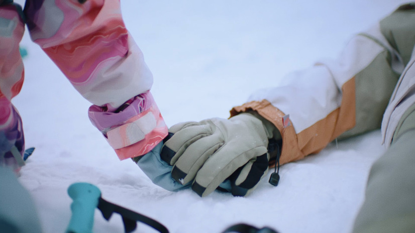 JR SKISKI「今だけは青い冬。」ゲレンデ篇