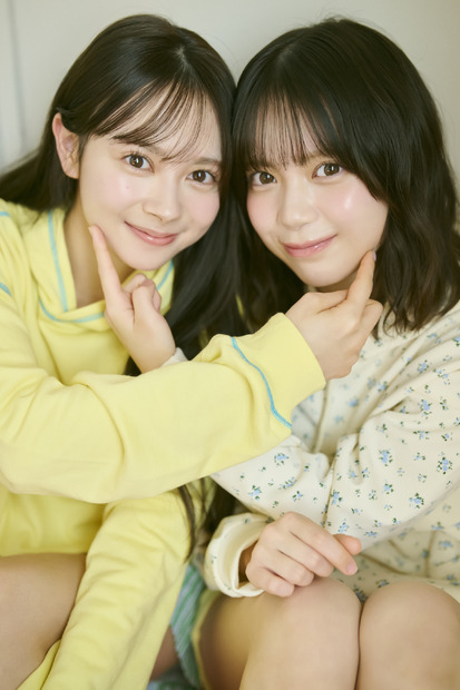 AKB48・伊藤百花＆川村結衣©KADOKAWA／写真：熊木優