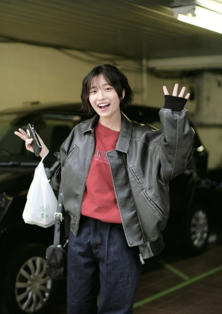 『təméɪṭoʊ təmάːtəʊ（トメィトゥ トマァトゥ）2026 CALENDAR PHOTOBOOK カレンダー？フォトブック？どっちでもいいよそんなの』（C）SHAMPOO BOOKS