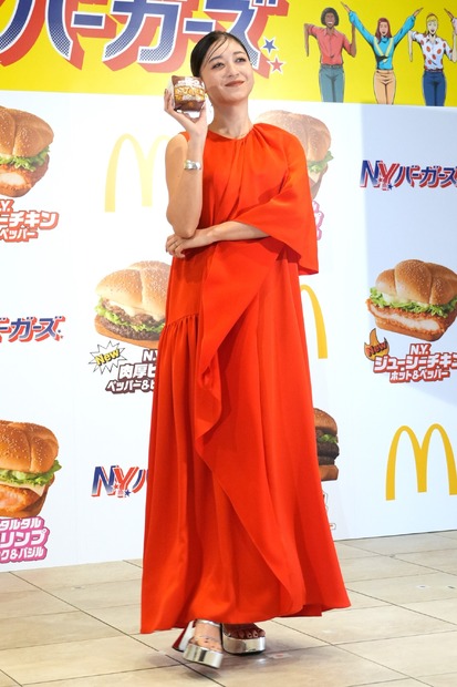 みちょぱ【撮影：小宮山あきの】