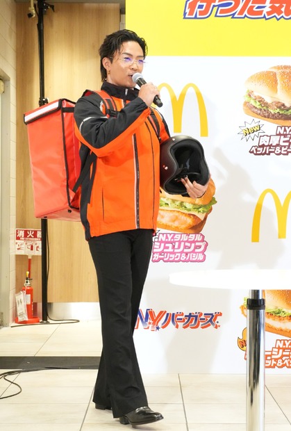 数原龍友【撮影：小宮山あきの】