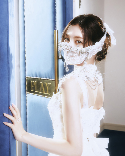 MISAMO JAPAN 1st ALBUM『PLAY』アーティスト写真(SANA)