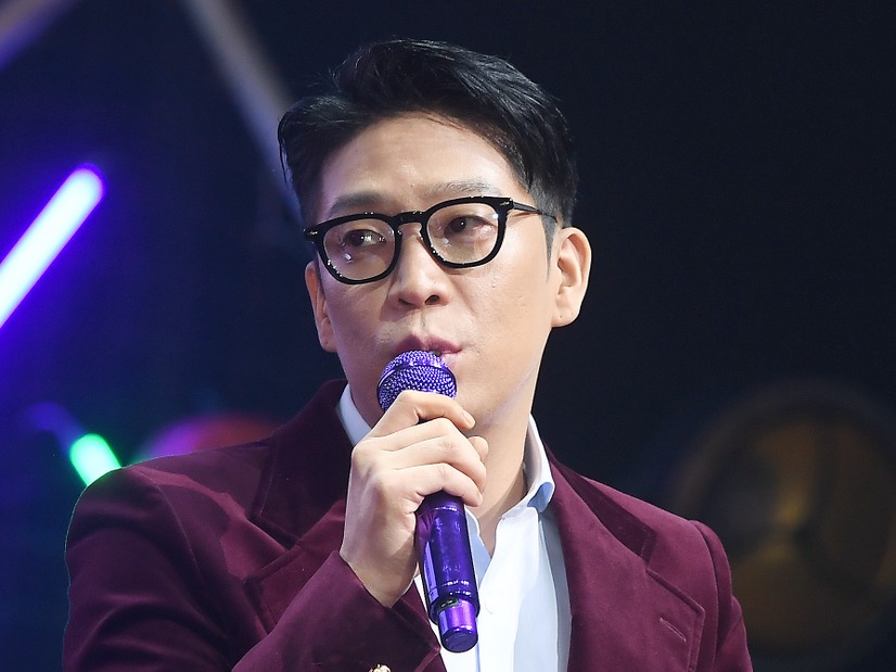 女会長との不倫疑惑に続き、今度は代理処方疑惑が浮上　“捏造”と否定していた韓国歌手「1～2錠ほどは…」