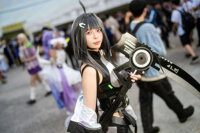 ラ・プルマ『アークナイツ』／牧七（Instagram：makina_cosplay）