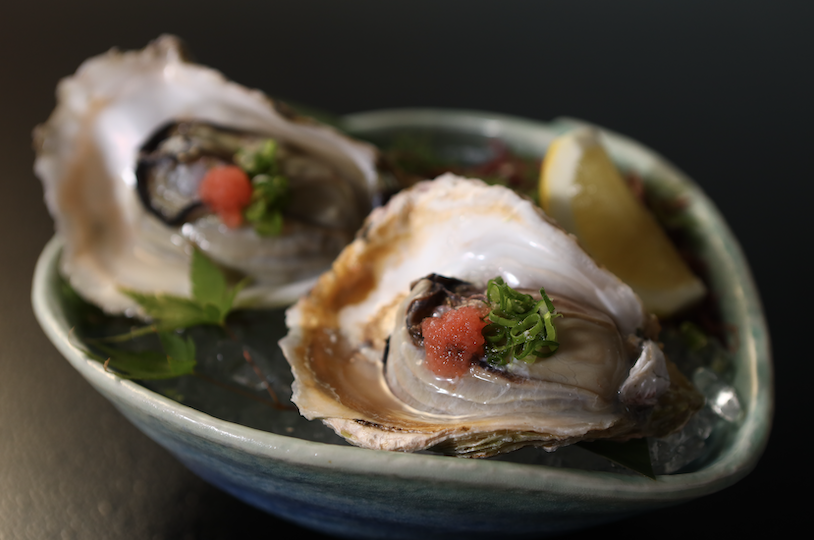 春の味覚岩牡蠣