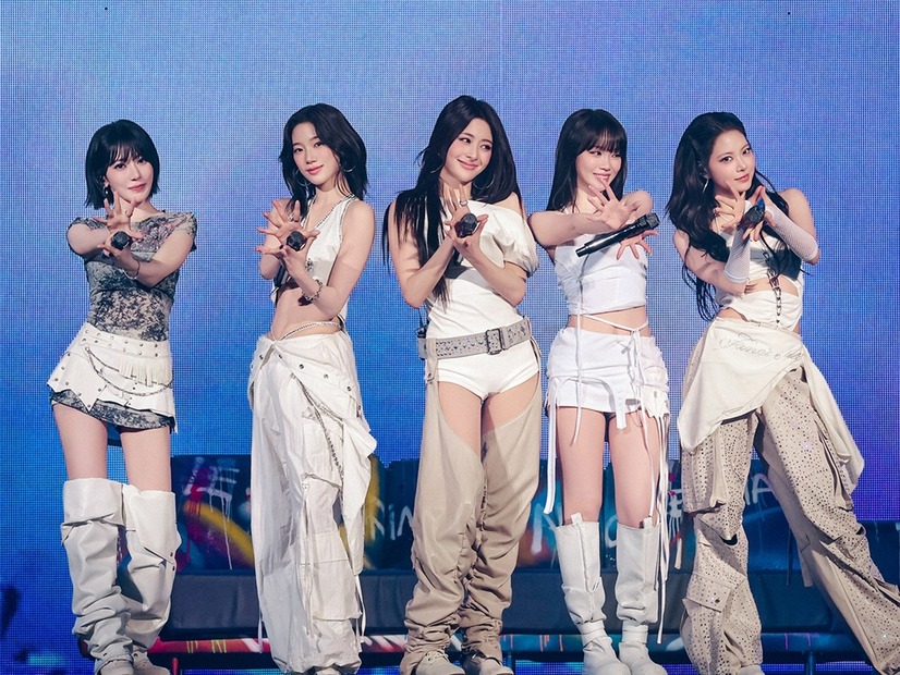 LE SSERAFIM、異例の“逆走ヒット”を記録！1stSG『SPAGHETTI』がオリコン1位を獲得