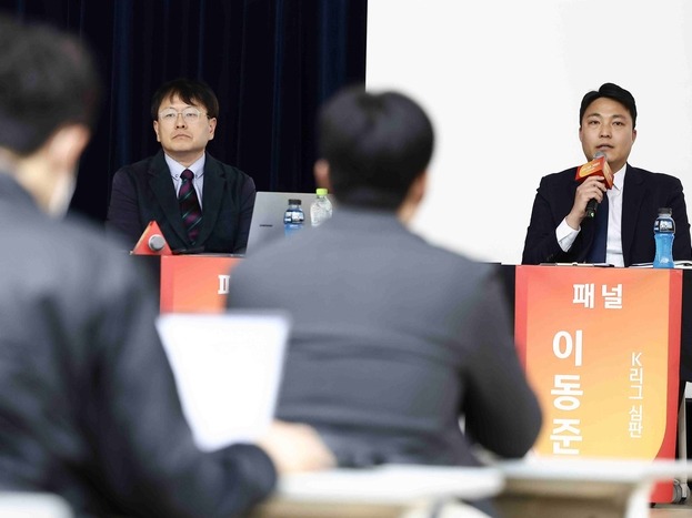 “誤審”の張本人が構造的な問題を指摘、現場からは不満の声も　Kリーグの「判定不信」は終わらないのか