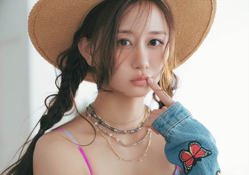 Bタイプ表紙 『古畑奈和2026年カレンダー』©2026 Zest, Inc.