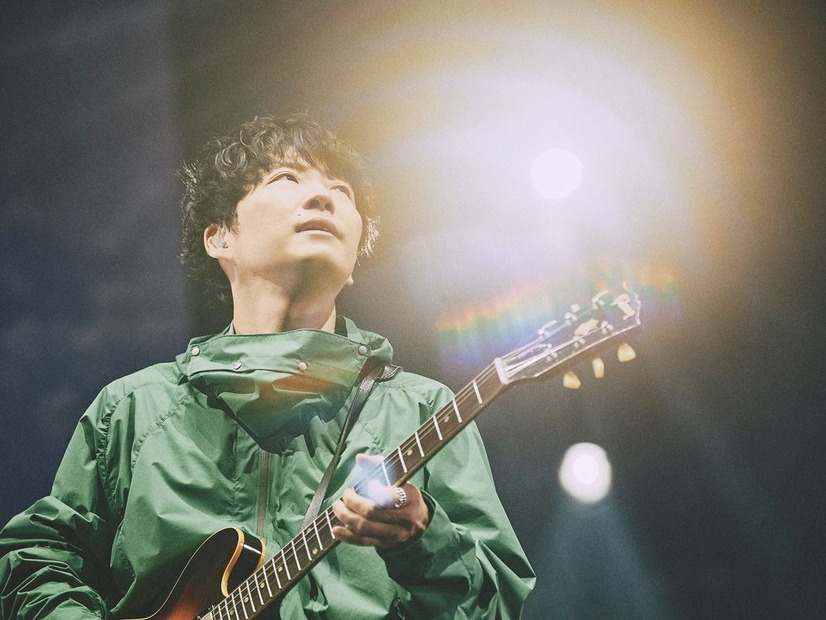 星野源、2度目の訪韓でアリーナ公演開催！コラボした韓国人気女性ラッパーもゲスト出演し大盛況