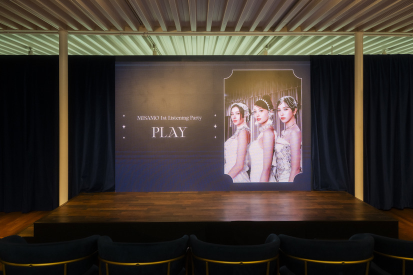 【撮影：田中聖太郎写真事務所】